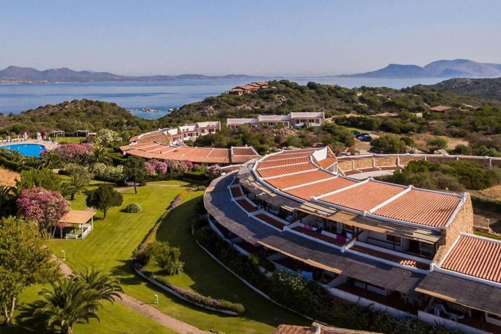 Boho Chic Beach Resort In Sardegna Porto Istana Exterior foto